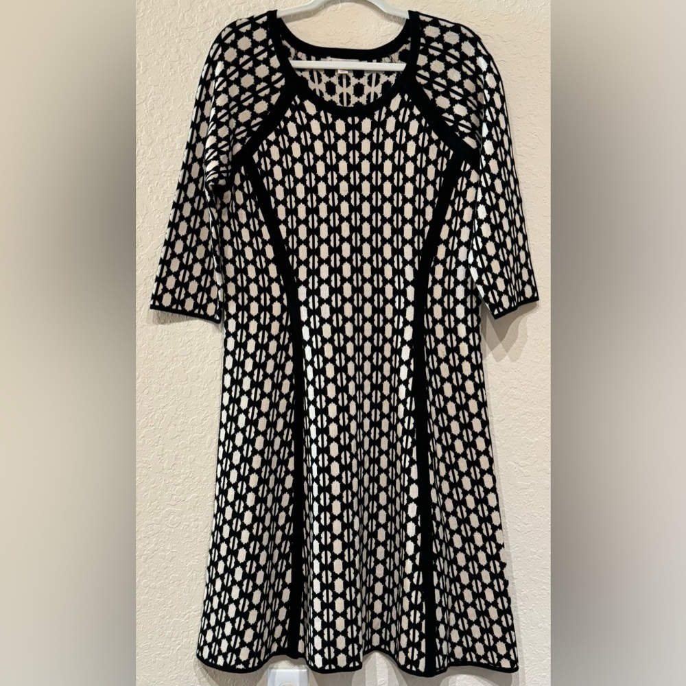 CB Established 1962 Fit & Flare 3/4 Sleeves Black & Cream Sweater Dress Size 1X